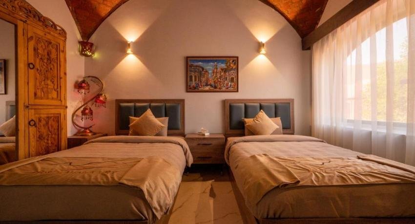 B&W SAHARA SKY Hotel Standard Room – Double
