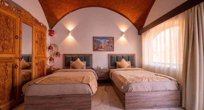 B&W SAHARA SKY Hotel Standard Room – Double
