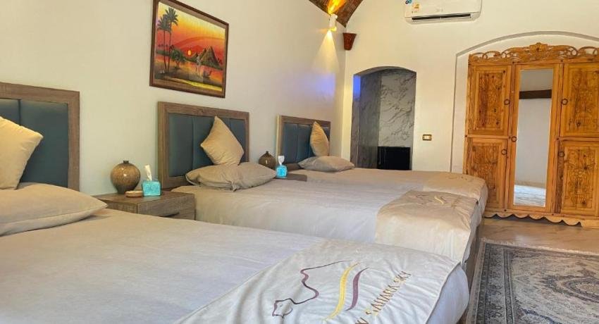 B&W SAHARA SKY Hotel  Standard Room – Triple