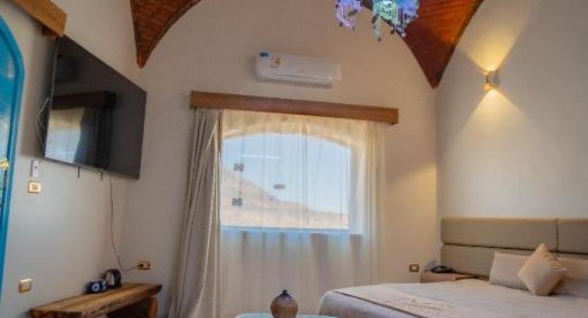 B&W SAHARA SKY Hotel Superior Room – Single
